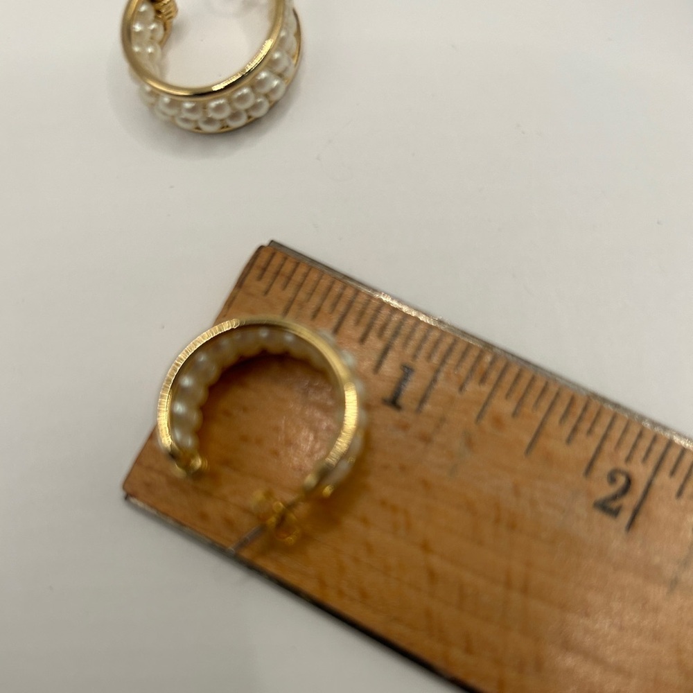 Avon Gold and Pearl Accent Earrings​ - Picture 4 of 9